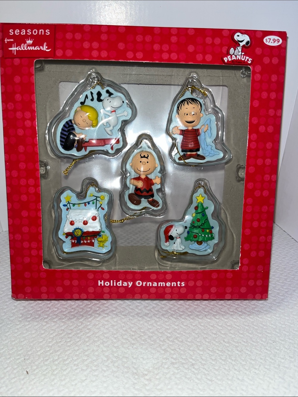Hallmark Peanuts Holiday Ornament Set (5). DIscontinued 2011